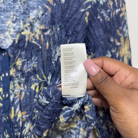 Free People Women Angelina Top XS Blue Sheer Button Front Long Sleeve Crop Indie - Picture 7 of 10